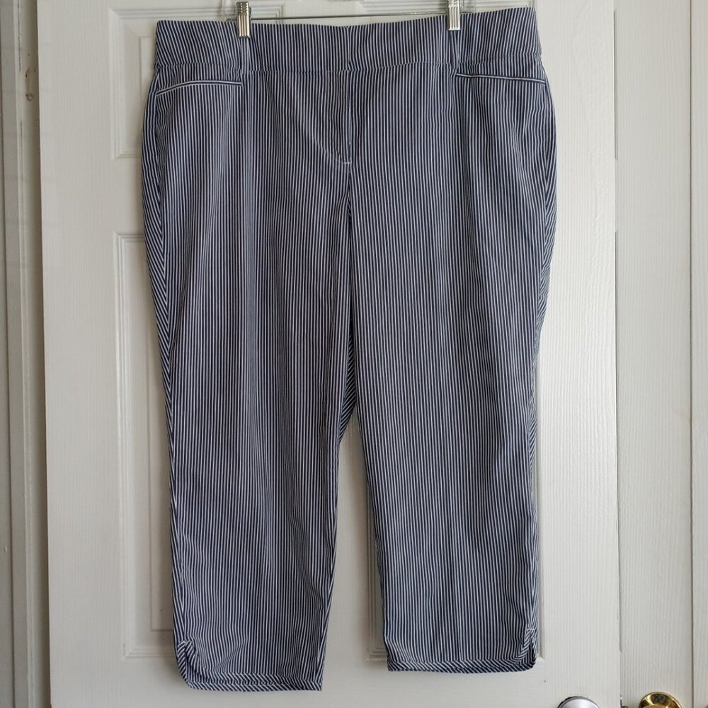 Lane Bryant The Allie Navy Blue White Striped Cropped Pants